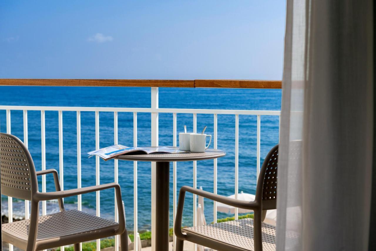 Hotel Atolon & Kaafu Beach Club Cala Bona  Exterior photo